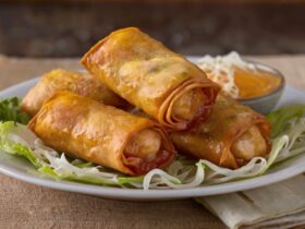 Crispy Shrimp and Cabbage Egg Rolls Recipe