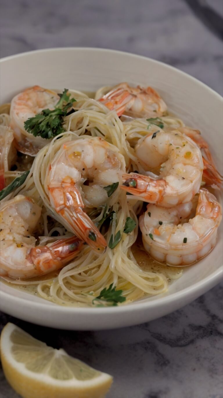 Gordon Ramsay Shrimp Scampi 