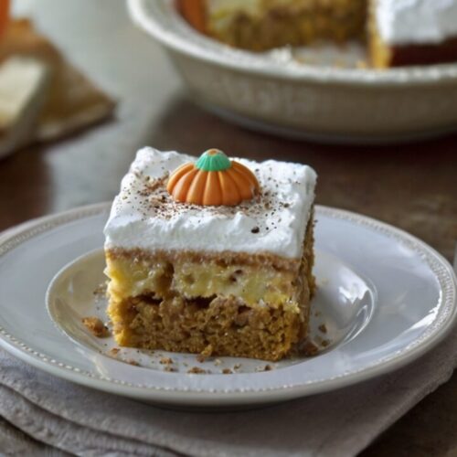 Pumpkin Spice Poke Cake Recipe